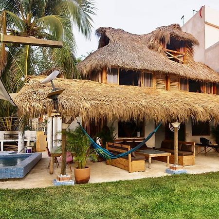 Emuna Guest House ปูแอร์โตเอสกอนดิโด ภายนอก รูปภาพ