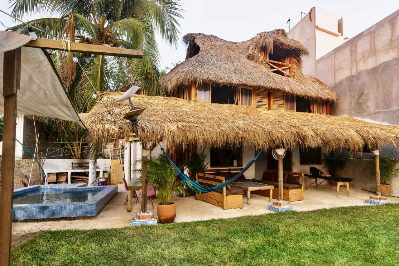 Emuna Guest House ปูแอร์โตเอสกอนดิโด ภายนอก รูปภาพ
